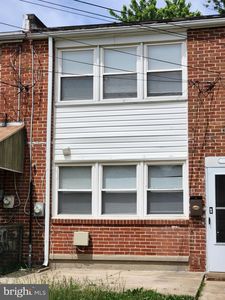 918 Imperial Ct, Halethorpe, MD, 21227