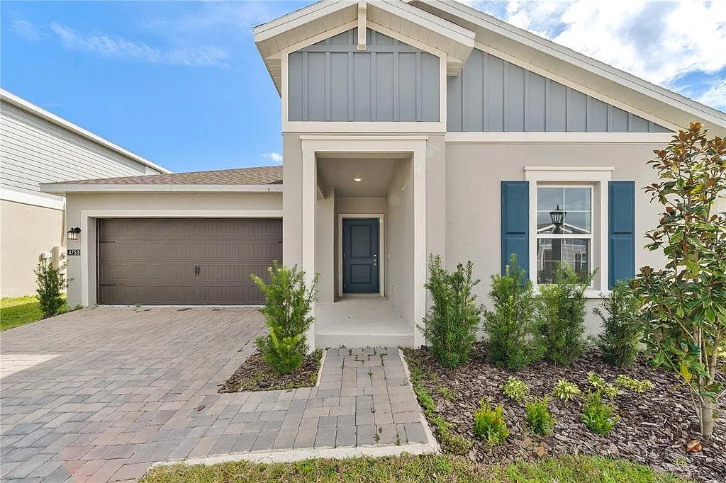 4 bed, 2.0 bath, 1936 sqft, $2,500 — Photo 2