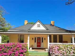 616 N Fulton St, Raeford, NC 28376