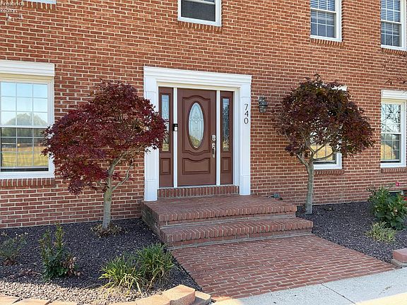 4th image of 740 Michaels Rd