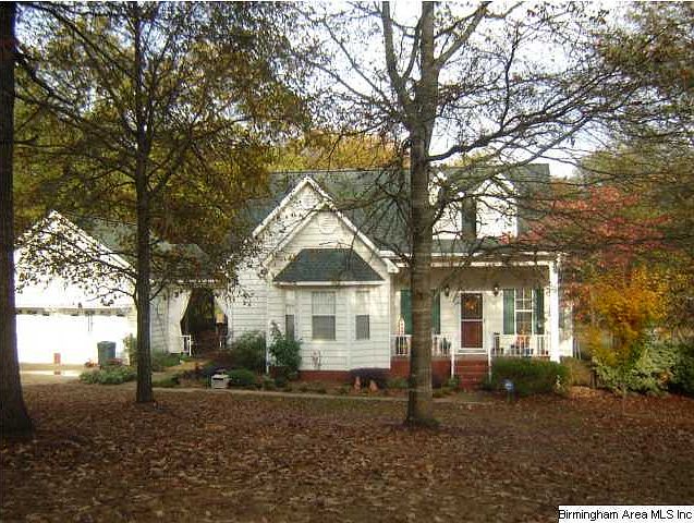 1st image of 265 Village Dr