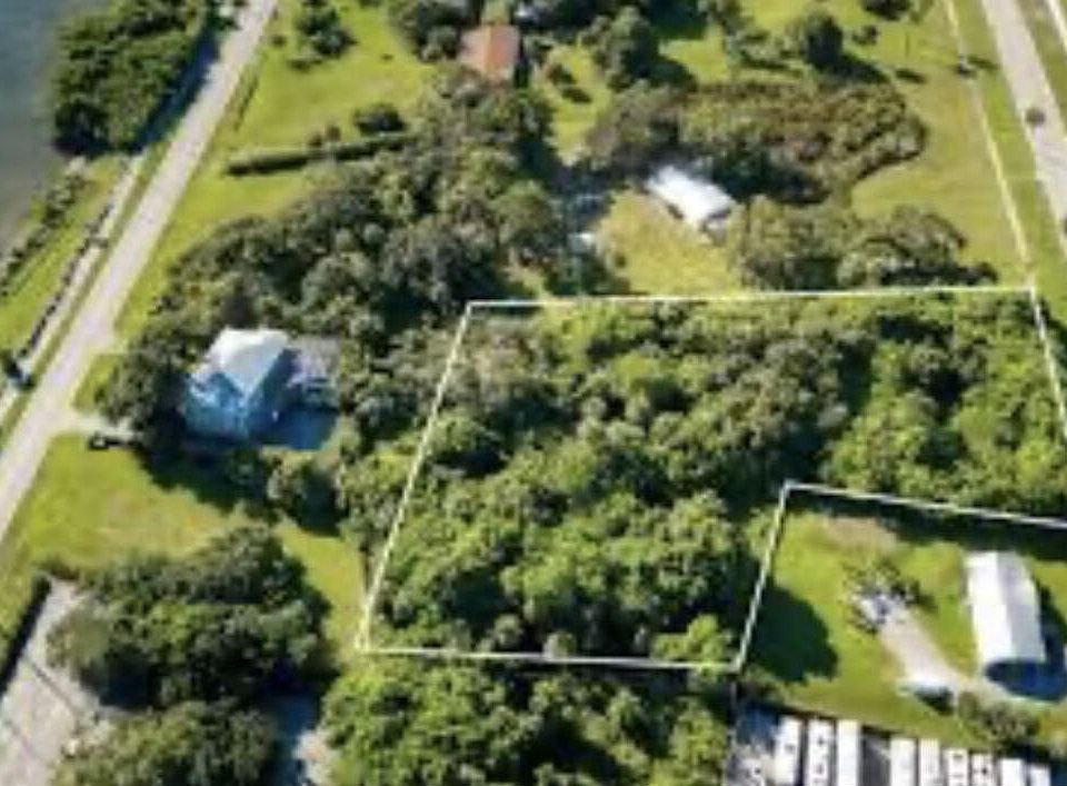 1st image of 1654 N Central Avenue