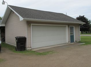 6772 M Rd, Escanaba, MI 49829