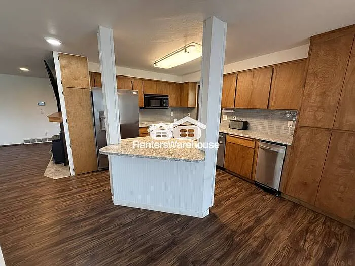 5718 Commercial Ave — Photo 6