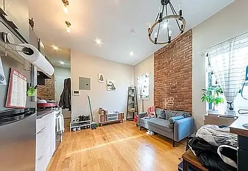 295 Bainbridge Street