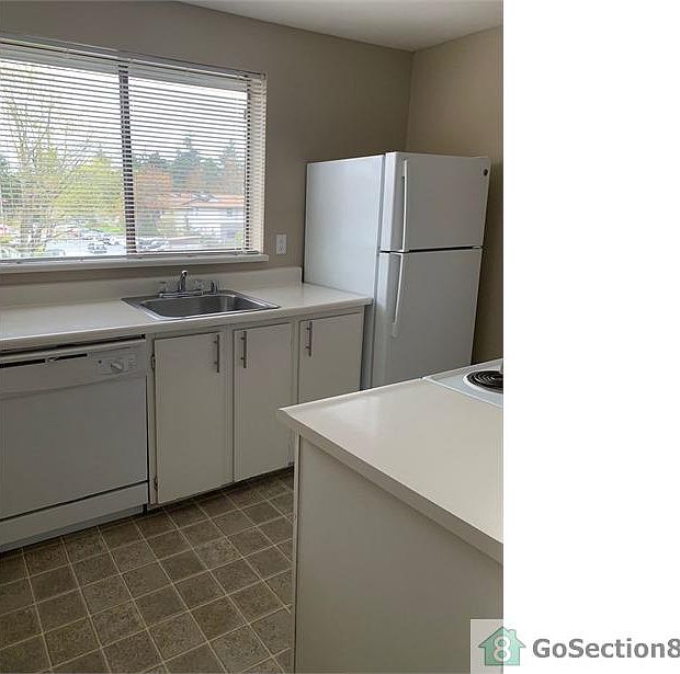 1st image of 12445 110th Ln NE APT Q202