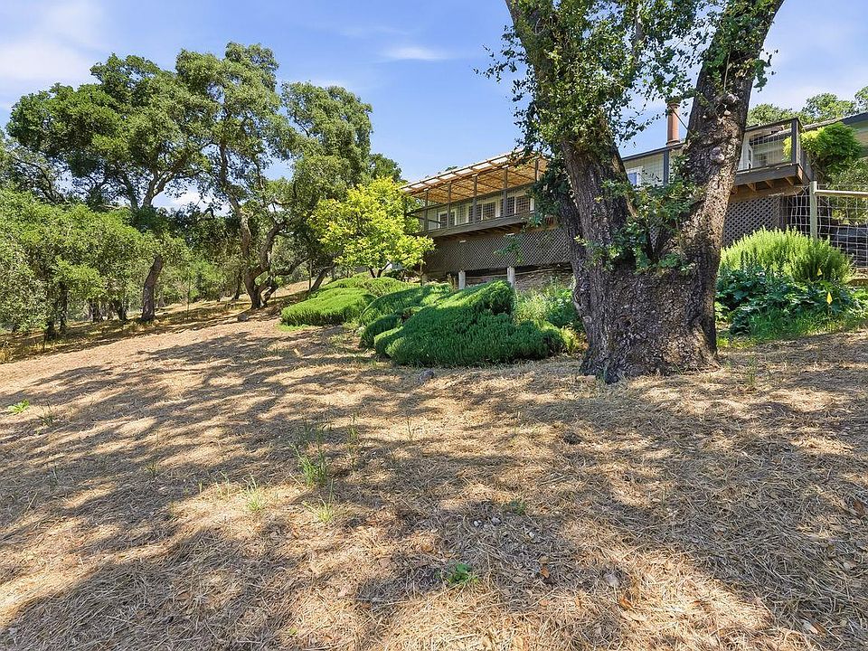 1st image of 2155 Thornsberry Road