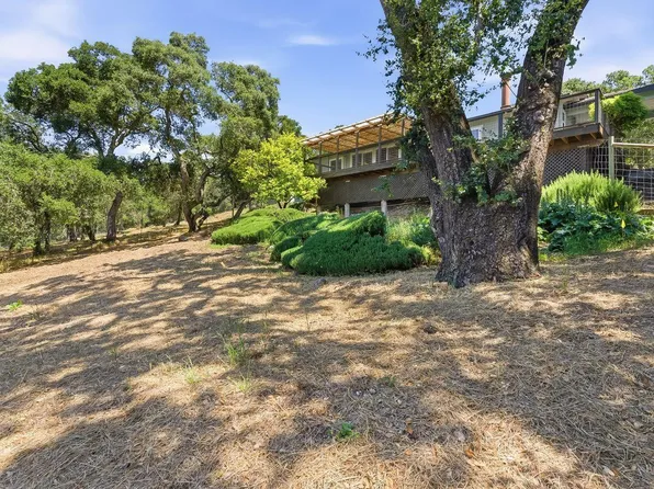 2155 Thornsberry Road, Sonoma, CA 95476