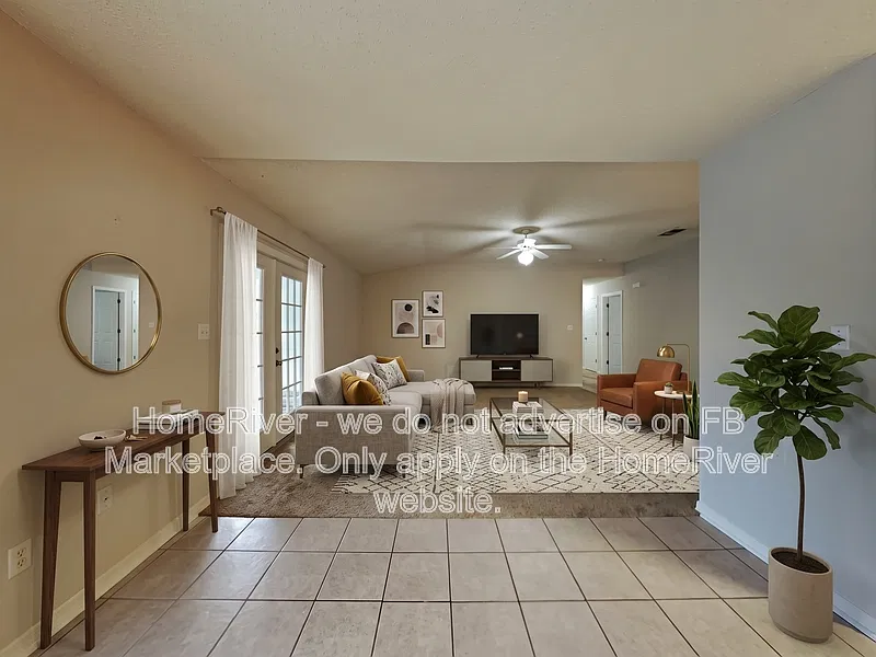 3 bed, 2.0 bath, 1458 sqft, $2,095 — Photo 2