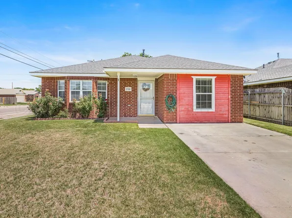2701 Soaring Eagle Dr, Amarillo, TX 79103