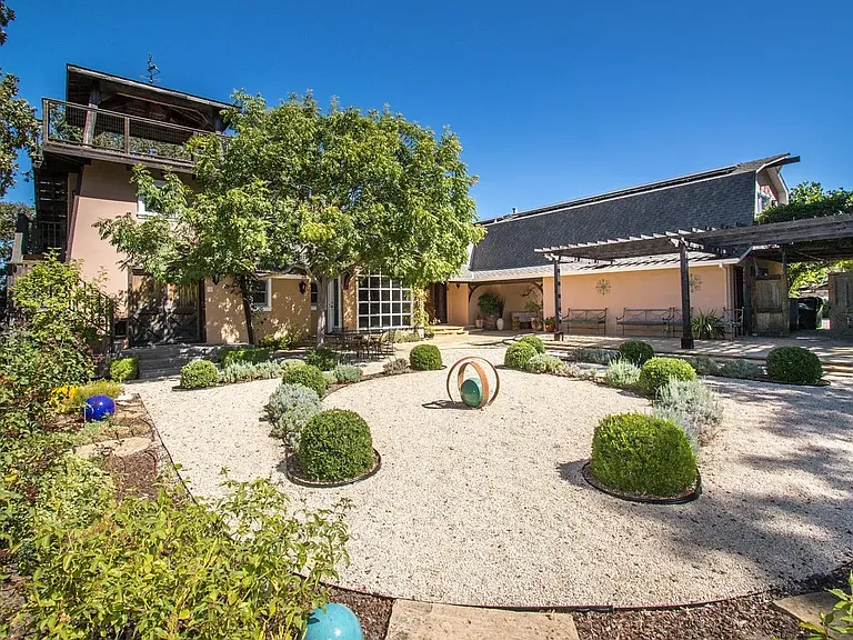 27271 Ursula Ln — Photo 3
