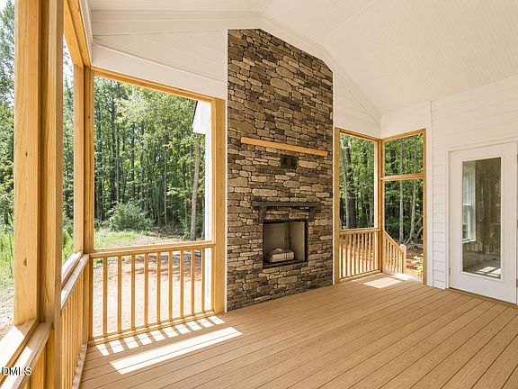 2nd image of 4025 Hamlets Chapel Rd