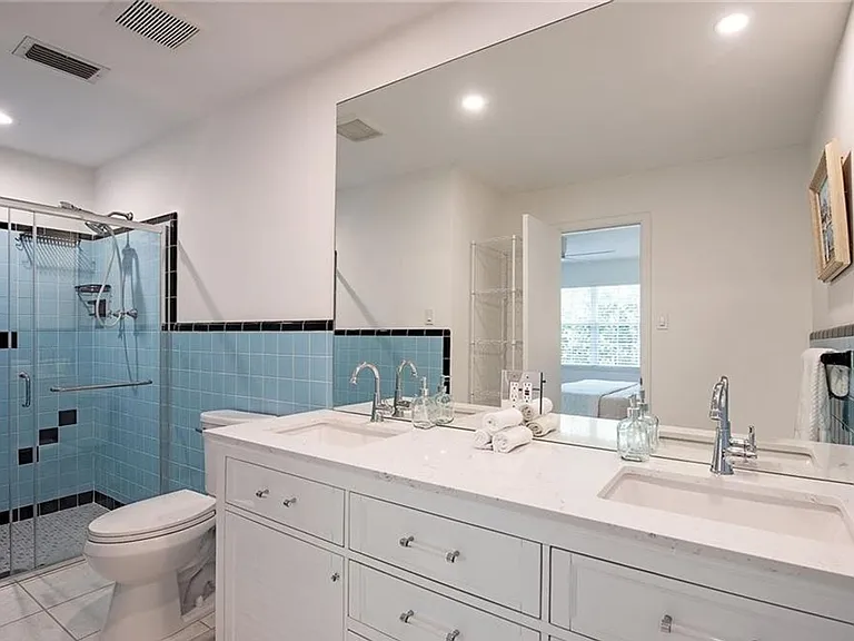 1281 Diana Ave — Photo 12