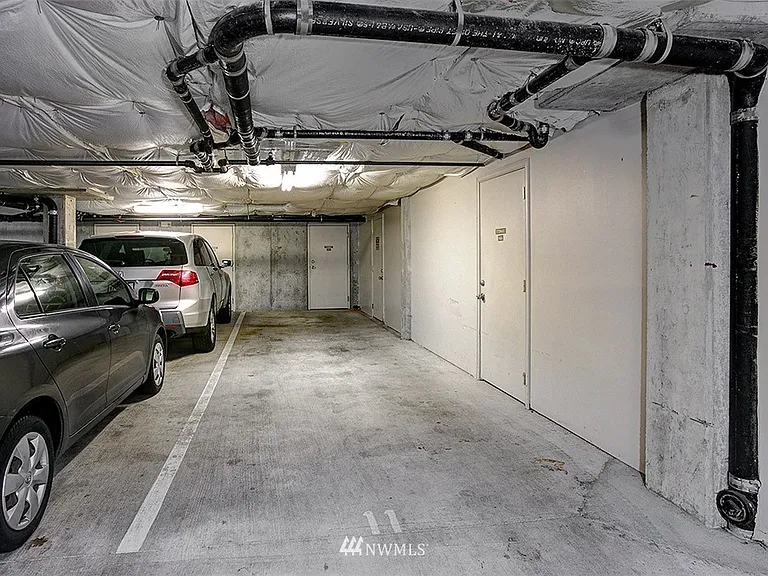 2312 W Boston St #301 — Photo 23