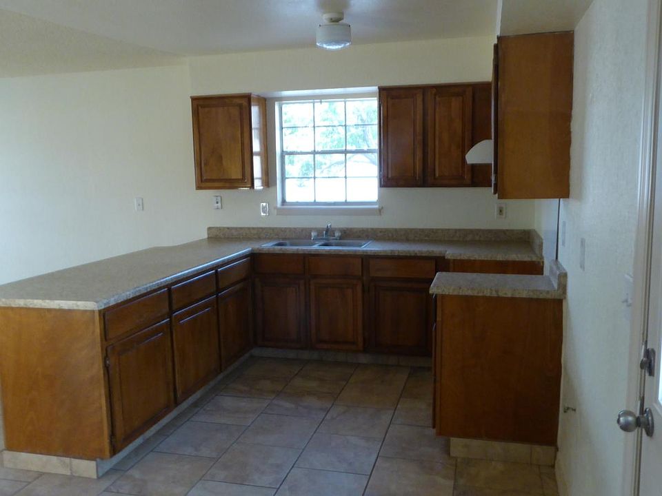 1st image of 4320 La Luz Ave #B