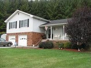 166 Faith Ln, Princeton, WV 24740