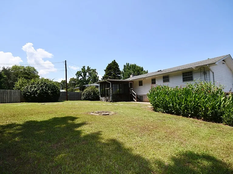 6458 Longwood Ln — Photo 15