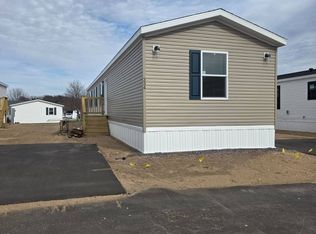 2701 E Main St #334, Reedsburg, WI 53959