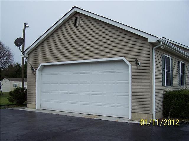 2nd image of 2212 Vernon Rd