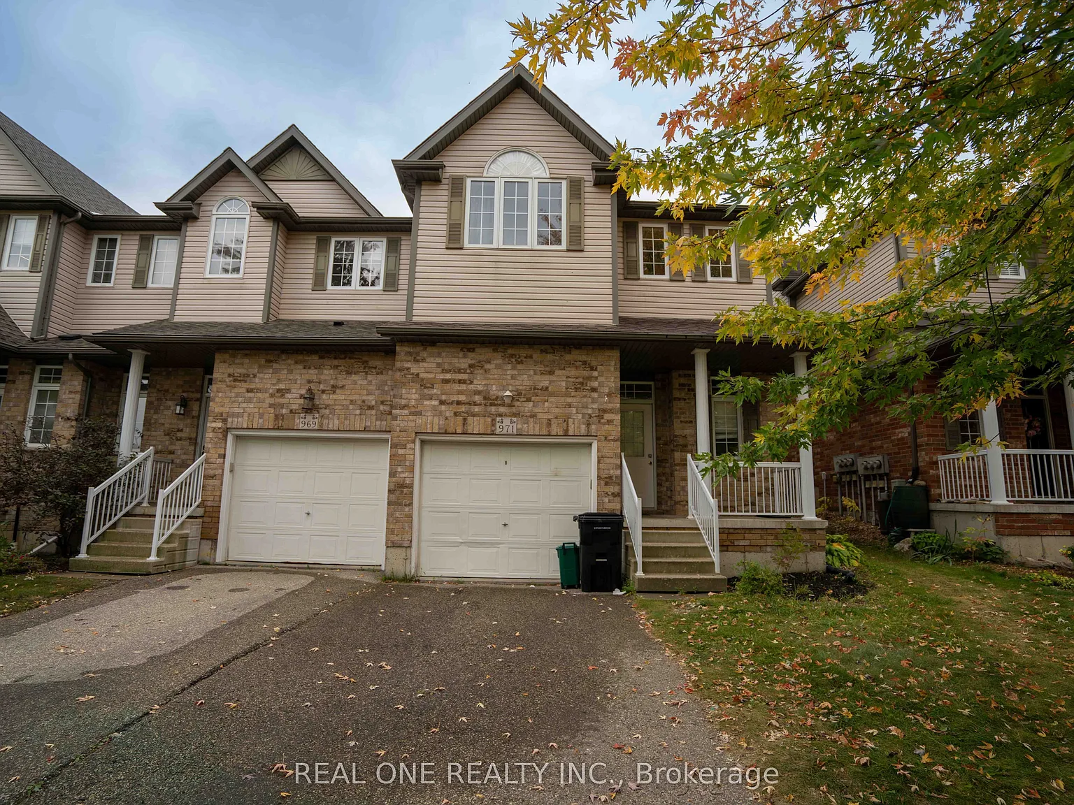 5 bed, $2,800 — Photo 2