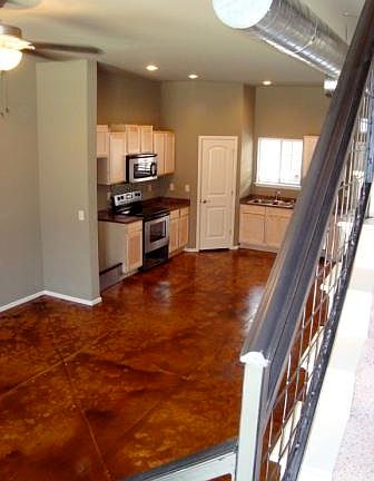 3rd image of 208 Chalmette Dr Unit 4