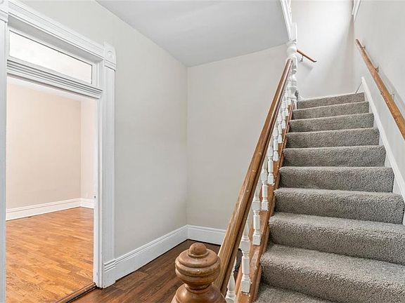 4th image of 3248 Gillham Rd