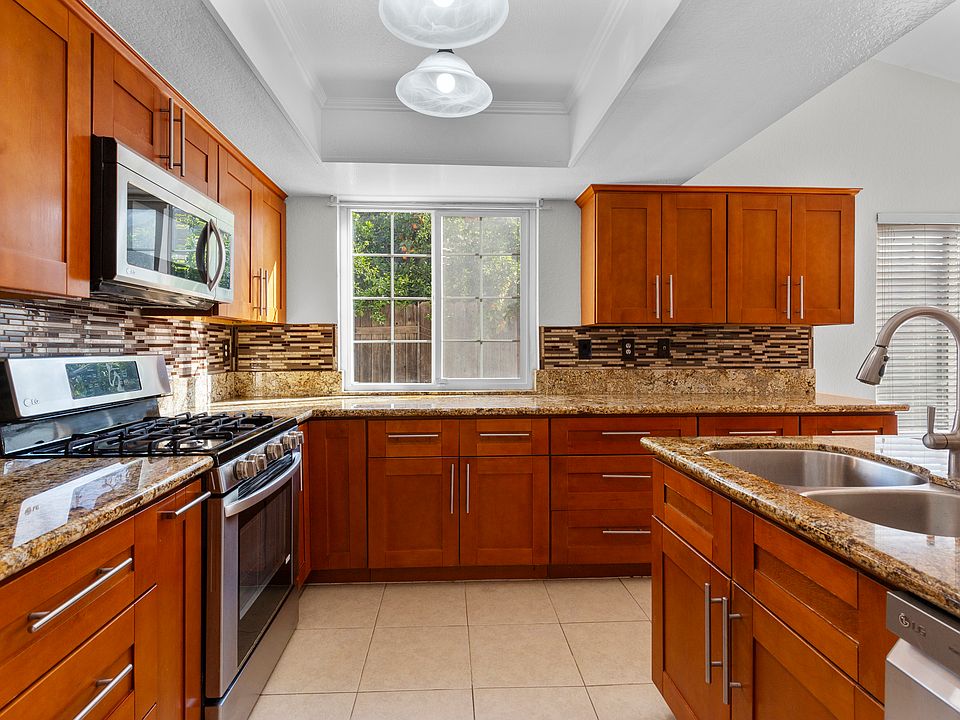 1st image of 9254 Flax Pl