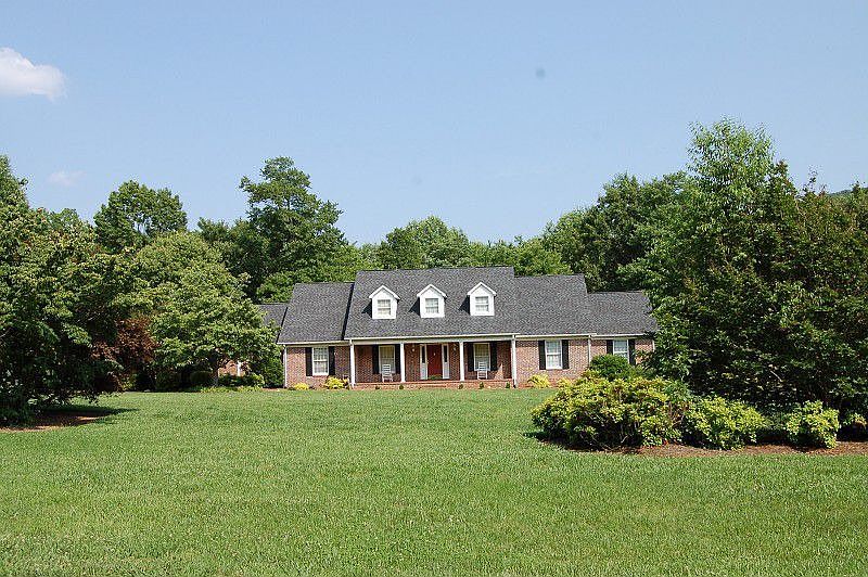 1st image of 1810 Lake Country Drive Ext