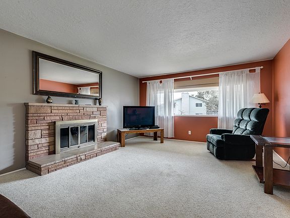 4th image of 5111 N Parkwood St