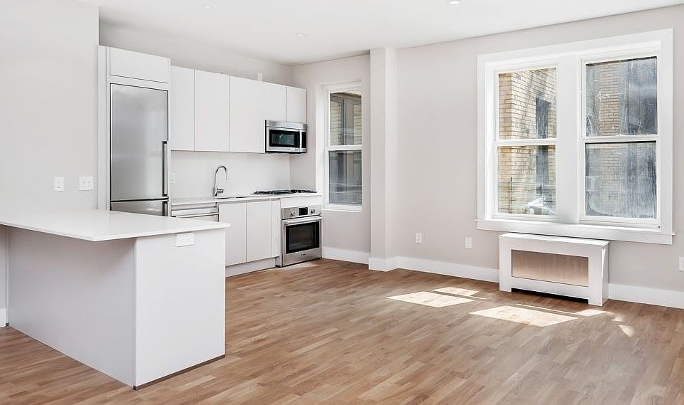 1st image of 369 Washington Ave APT 4C
