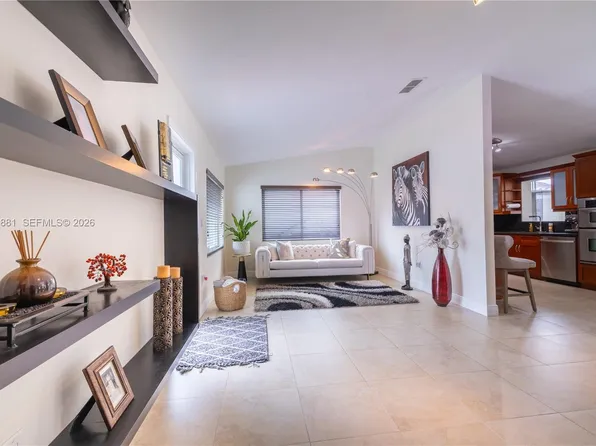 14766 SW 81st St, Miami, FL 33193