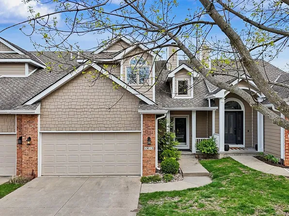 1415 Legend Dr, Clive, IA 50325