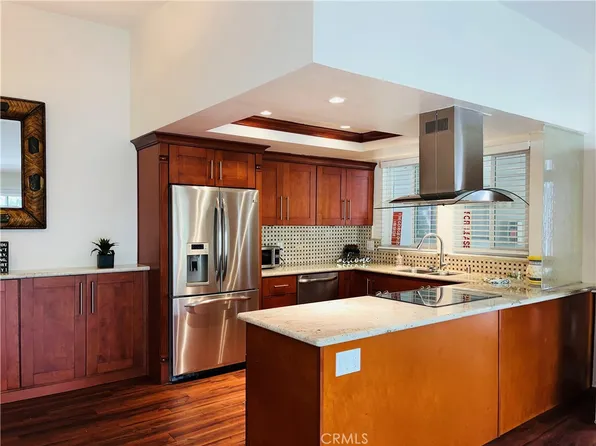 8 Via Castilla Unit T, Laguna Woods, CA 92637
