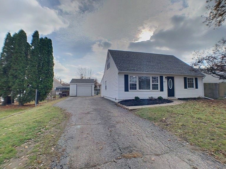 3661 Lahonda Dr, Valparaiso, IN 46385 Zillow