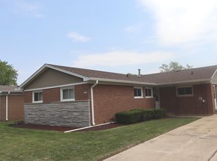 15153 Harding Ave, Midlothian, IL 60445