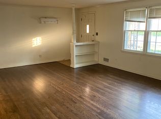 9845 Mission Rd, Overland Park, KS 66206