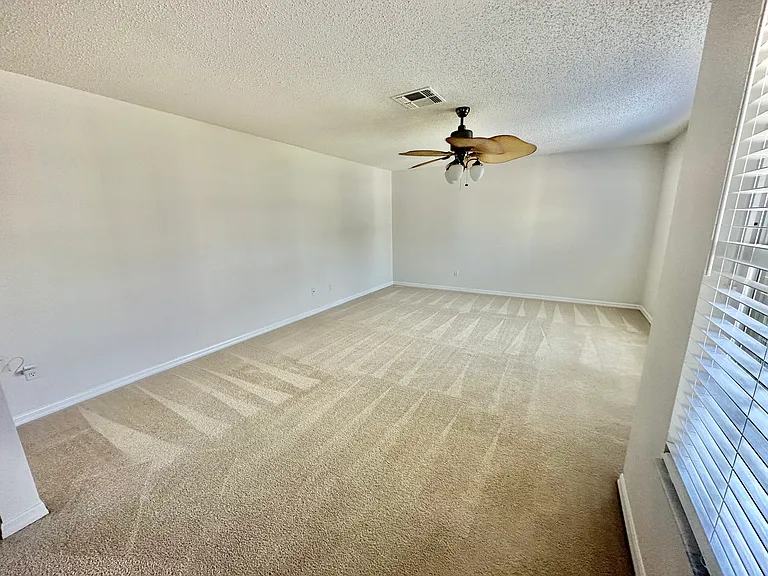 107 Keystone Crest Ct — Photo 12