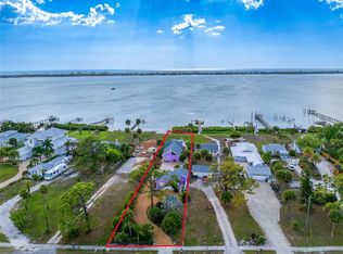 720 S McCall Rd, Englewood, FL 34223