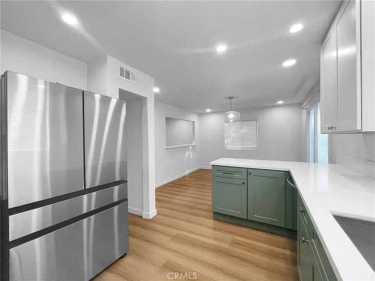 1335 W 139th St #101 — Photo 4