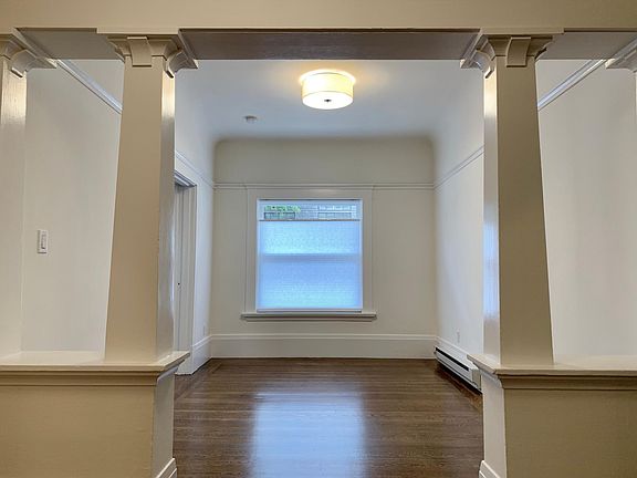 3rd image of 929 Pine St APT 106