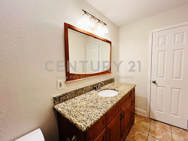 4220 Madera Rd — Photo 19