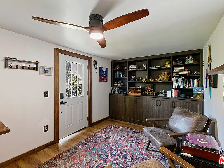 2851 Seabreeze Dr — Photo 70