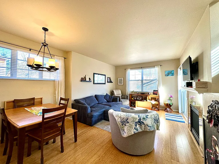 515 225th Pl NE #33 — Photo 8