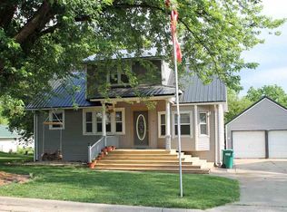 420 Iowa St, Denver, IA 50622