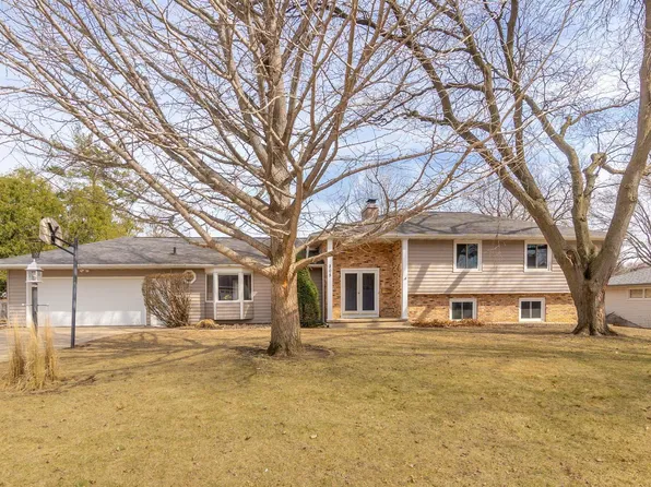 205 Crestview Ave, Waterloo, IA 50701