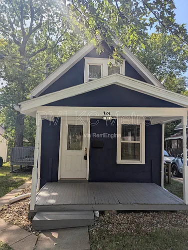 724 S Grand Ave Photo 1