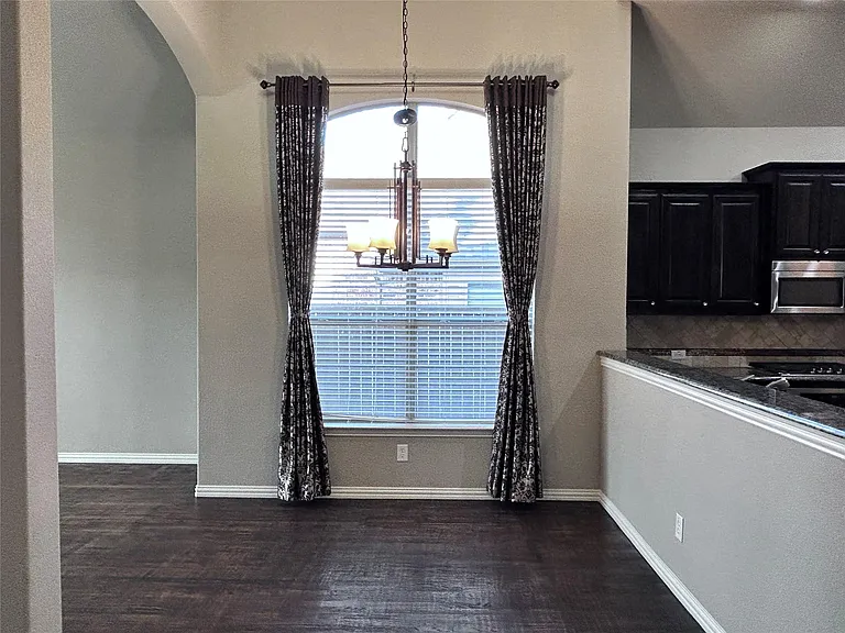 902 Panther Ln — Photo 23