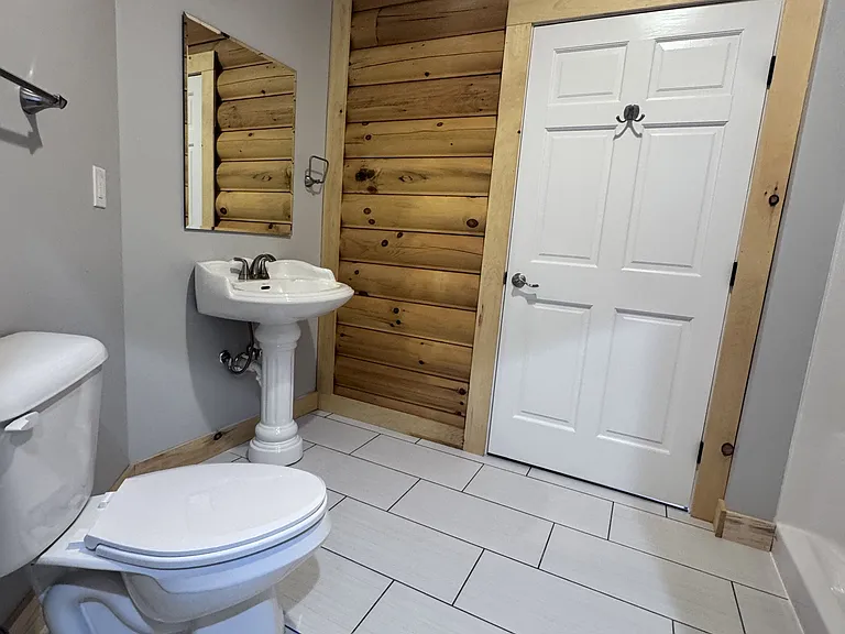 1339 Hickory Point Dr — Photo 11