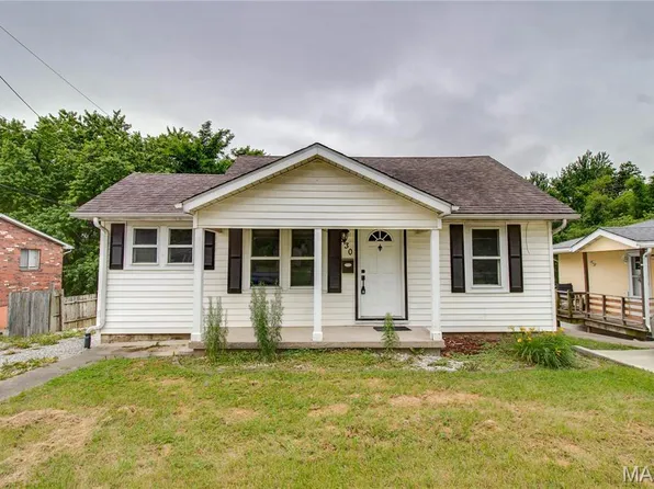 330 Grant St, Bethalto, IL 62010