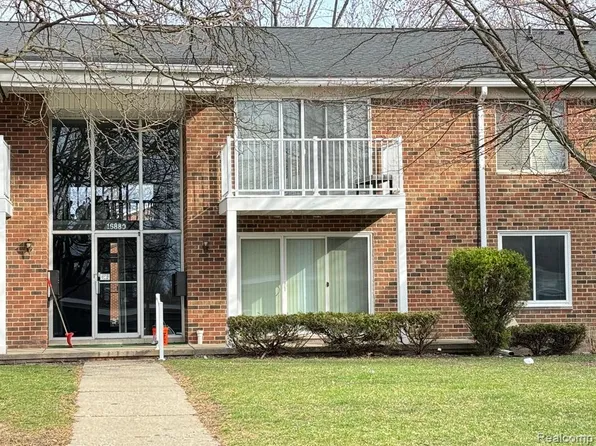 16880 Edloytom Way APT 137, Clinton Township, MI 48038